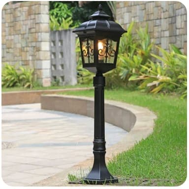 Garden Spike Spotlight view 2